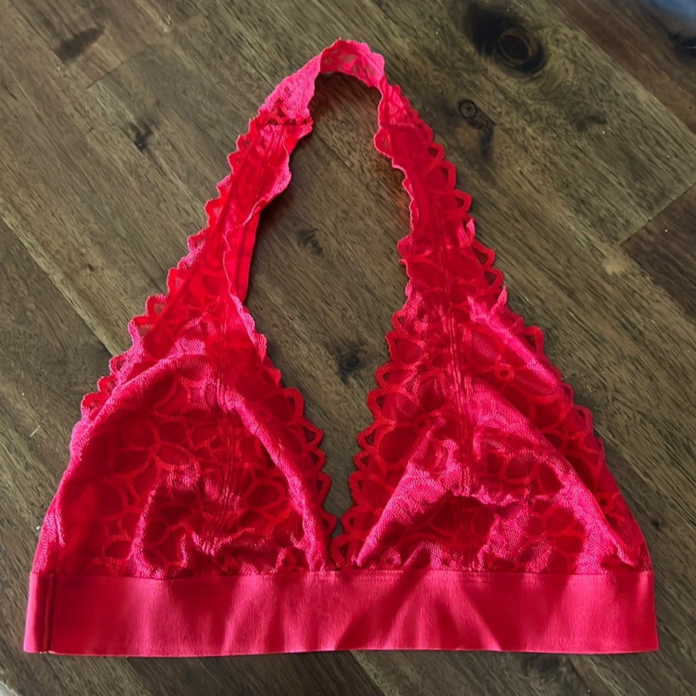 NWOT Pink Halter Bralette M